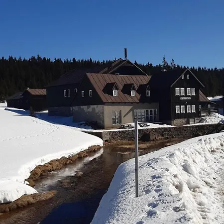 Casa de hóspedes Orzechówka